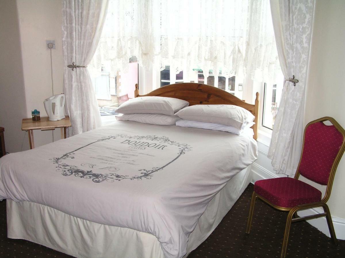 Hotel Sunny Ives Blackpool Esterno foto
