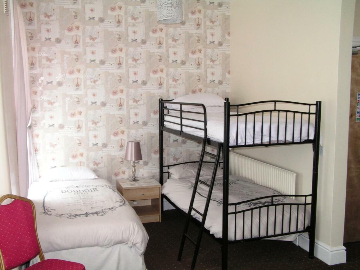 Hotel Sunny Ives Blackpool Esterno foto