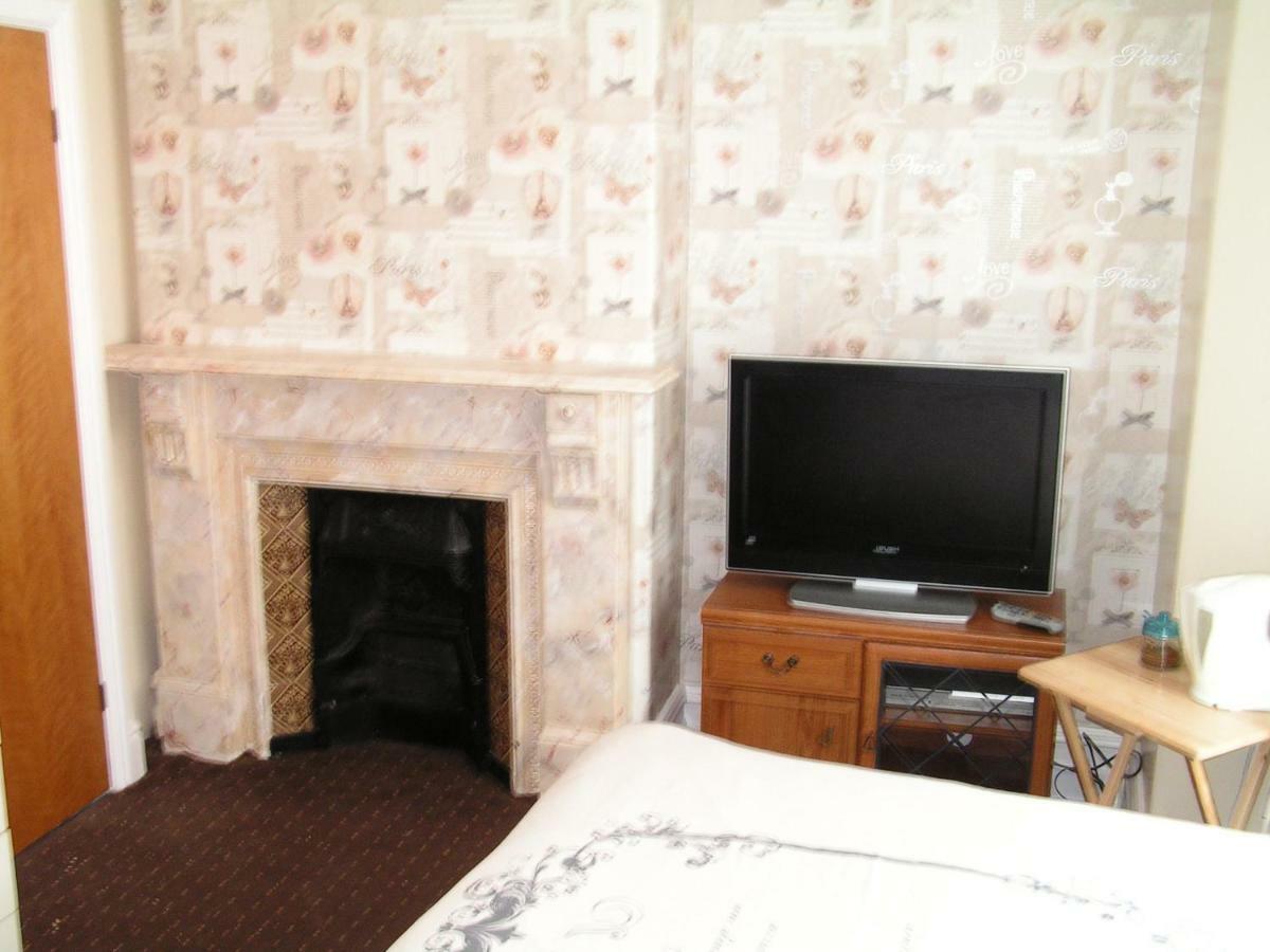 Hotel Sunny Ives Blackpool Esterno foto